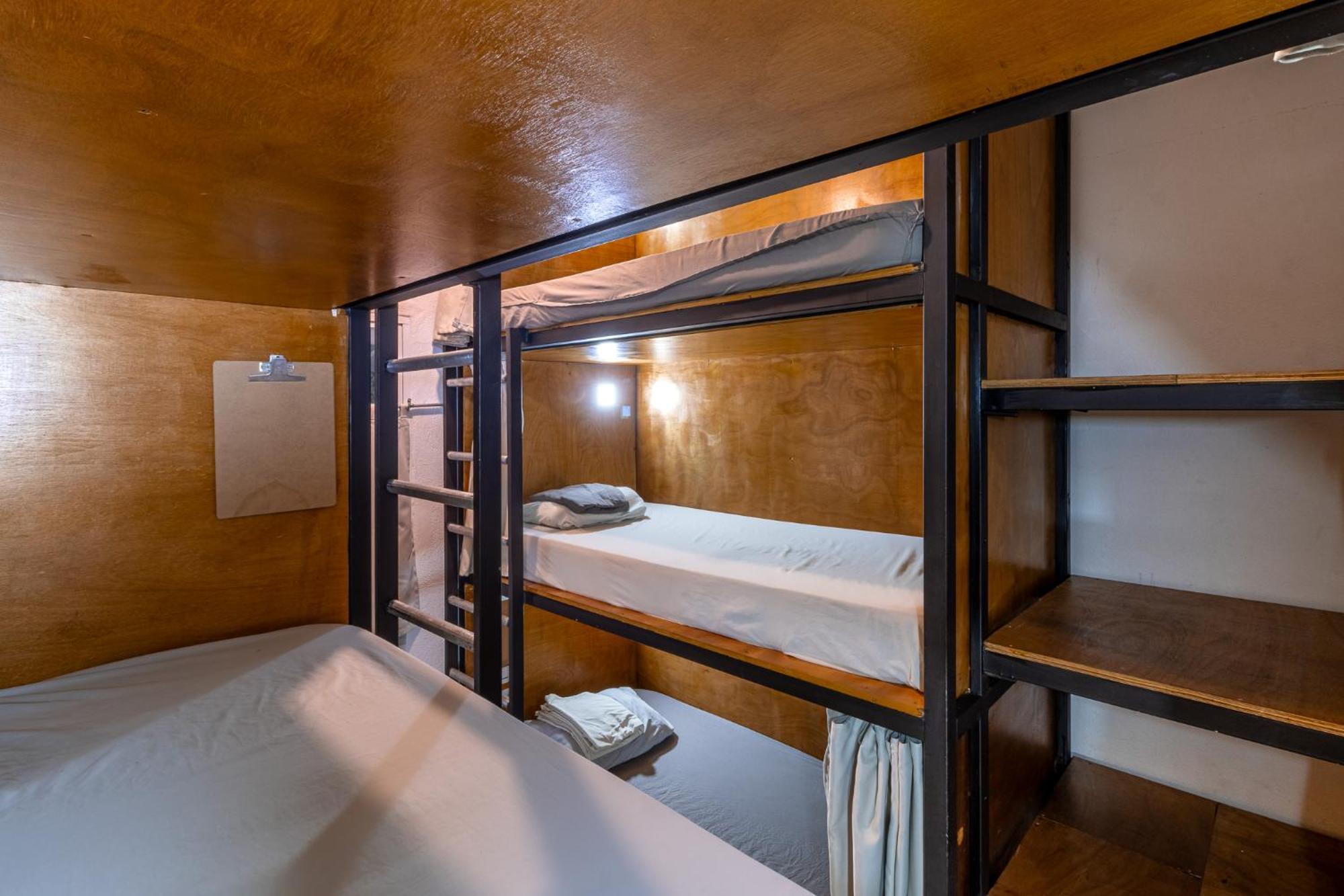 Akih Pods Hostel Playa Santa Teresa  Экстерьер фото