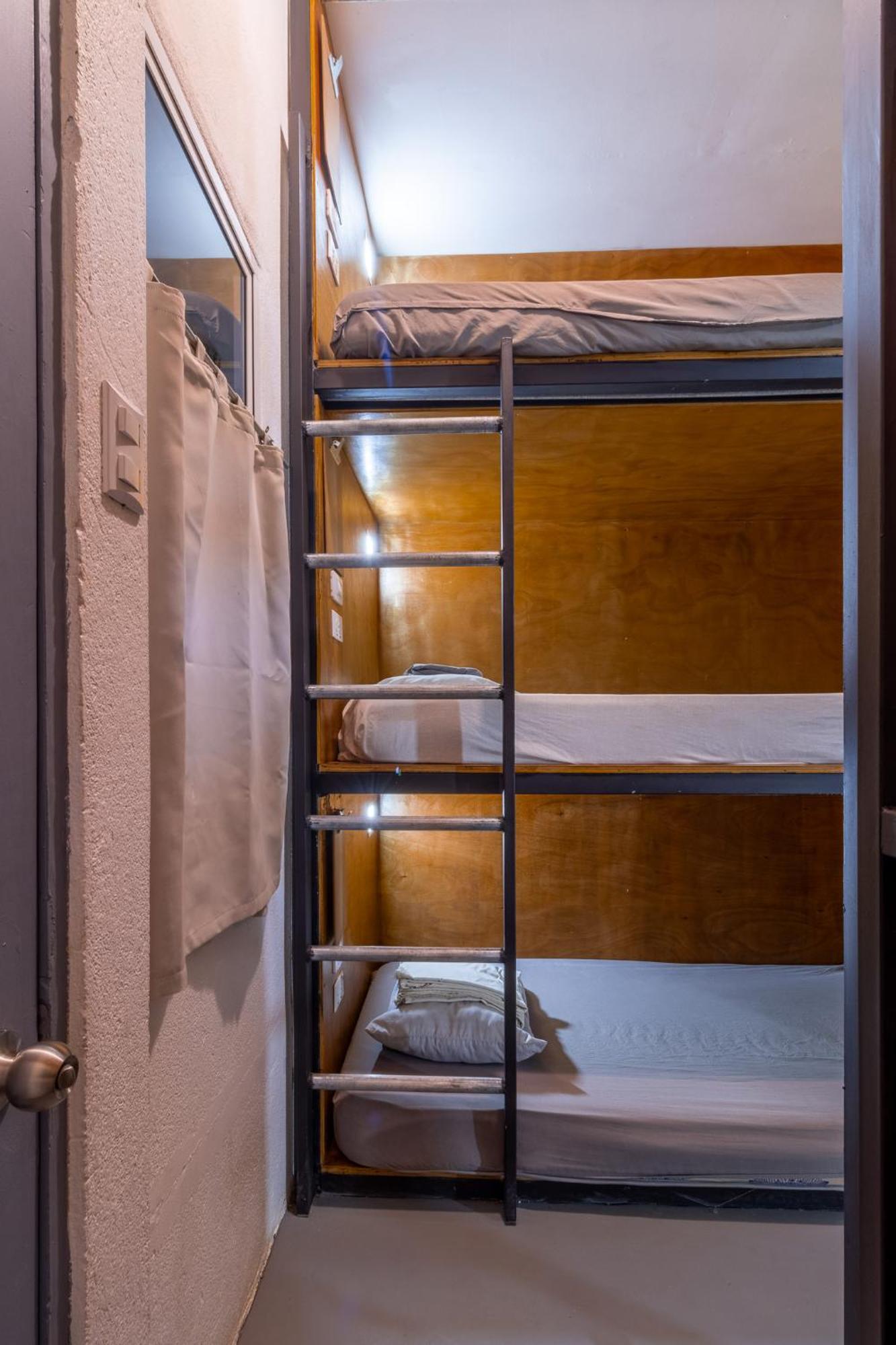 Akih Pods Hostel Playa Santa Teresa  Экстерьер фото