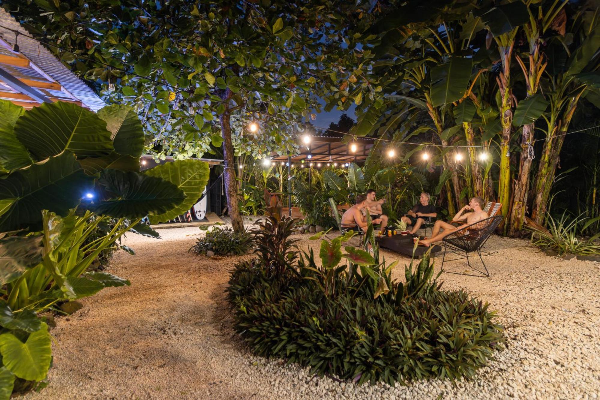 Akih Pods Hostel Playa Santa Teresa  Экстерьер фото